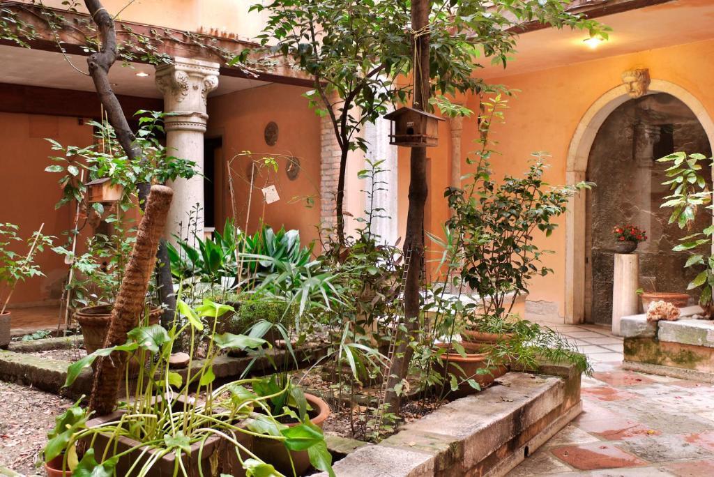 Casa Dolce Pensión 2*